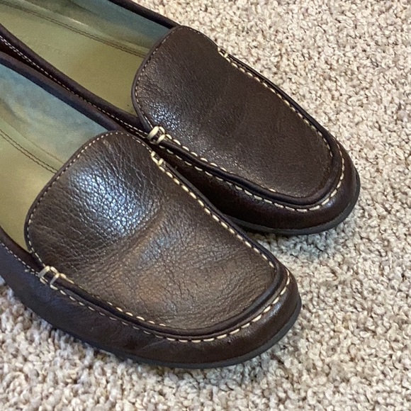 Liz Claiborne Weekend Flex Loafers - Picture 3 of 8
